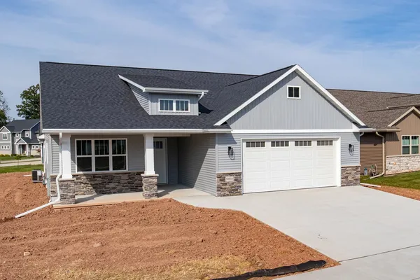 $509,900 | N9053 Southtowne Drive, Menasha, WI 54952