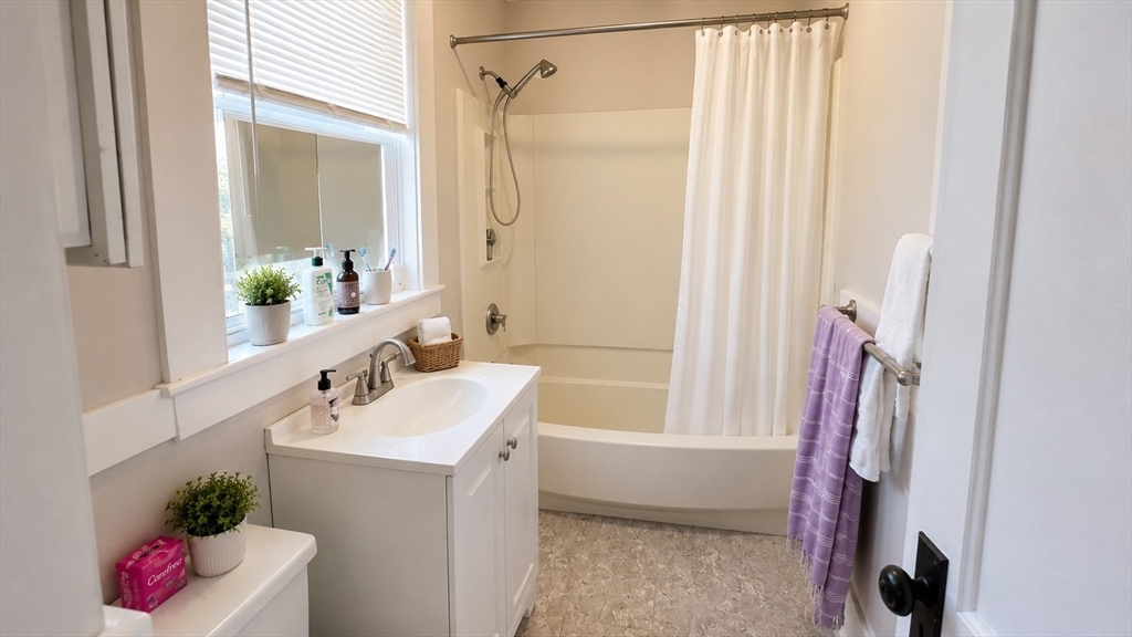 4 Sherman Street, Unit 2 Cambridge, MA 02138 - Photo 6 of 10
