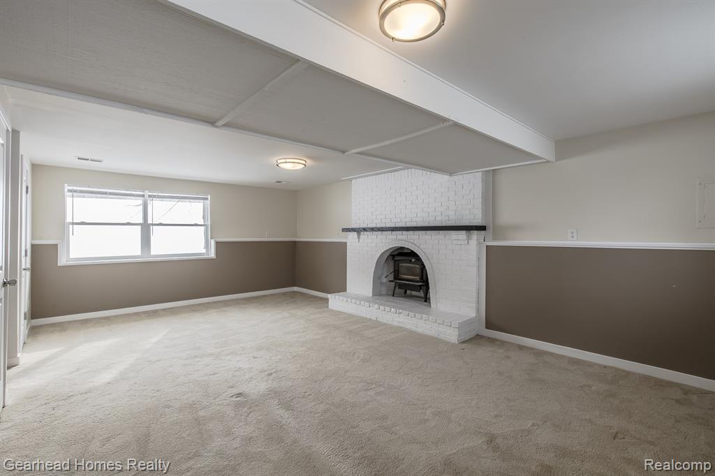 12749 Shaffer Road Davisburg, MI 48350 - Photo 31 of 98 Gallery Image 31