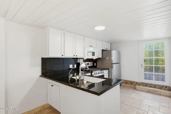 $327,000 | 4540 North 44th Street, Unit 8, Phoenix, AZ 85018