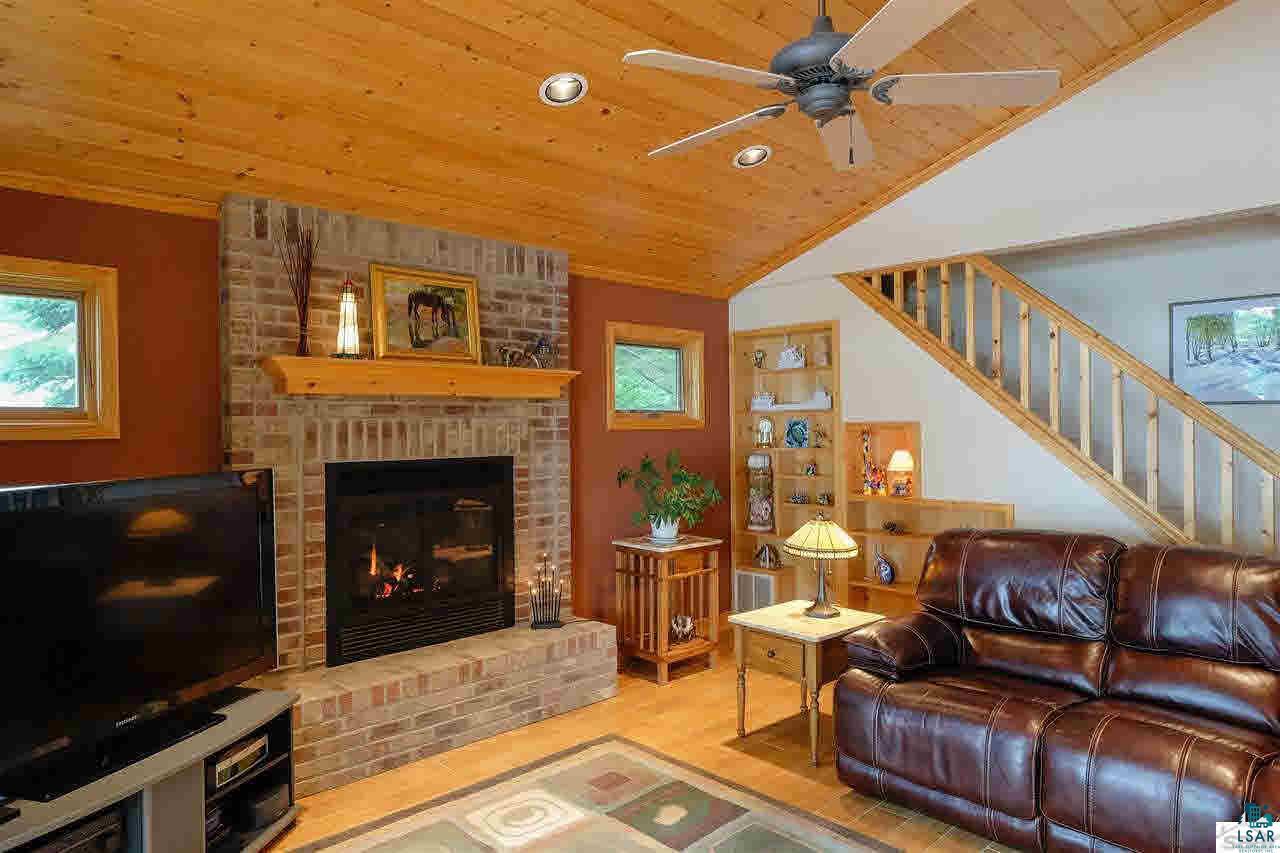 7138 South Phillips Road Lake Nebagamon, WI 54849 - Photo 4 of 25 Living Room