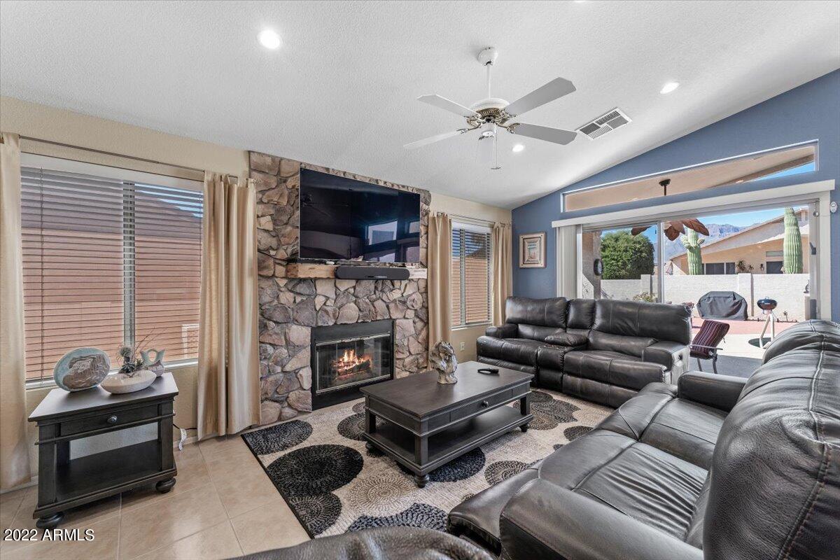 4684 South Rimrock Loop Gold Canyon, AZ 85118 - Photo 4 of 24 06-006