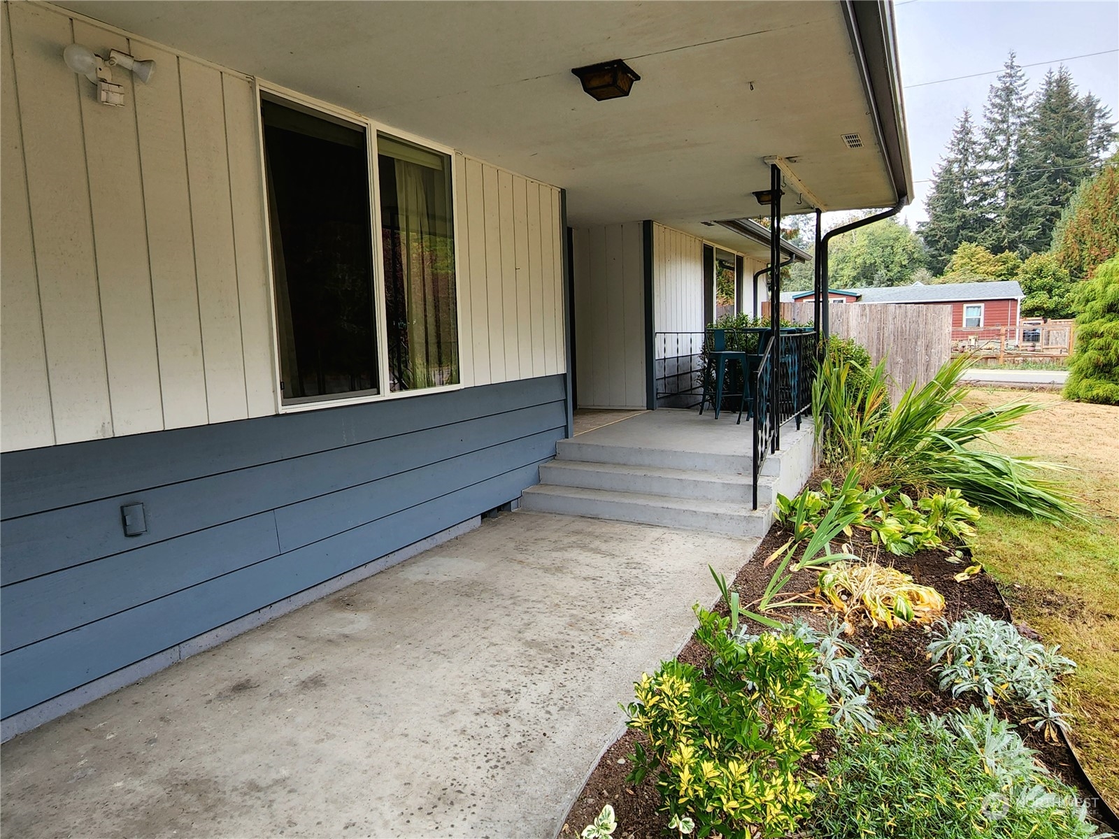 3830 Southeast Horstman Road Port Orchard, WA 98366 - Photo 3 of 17 Gallery Image 3