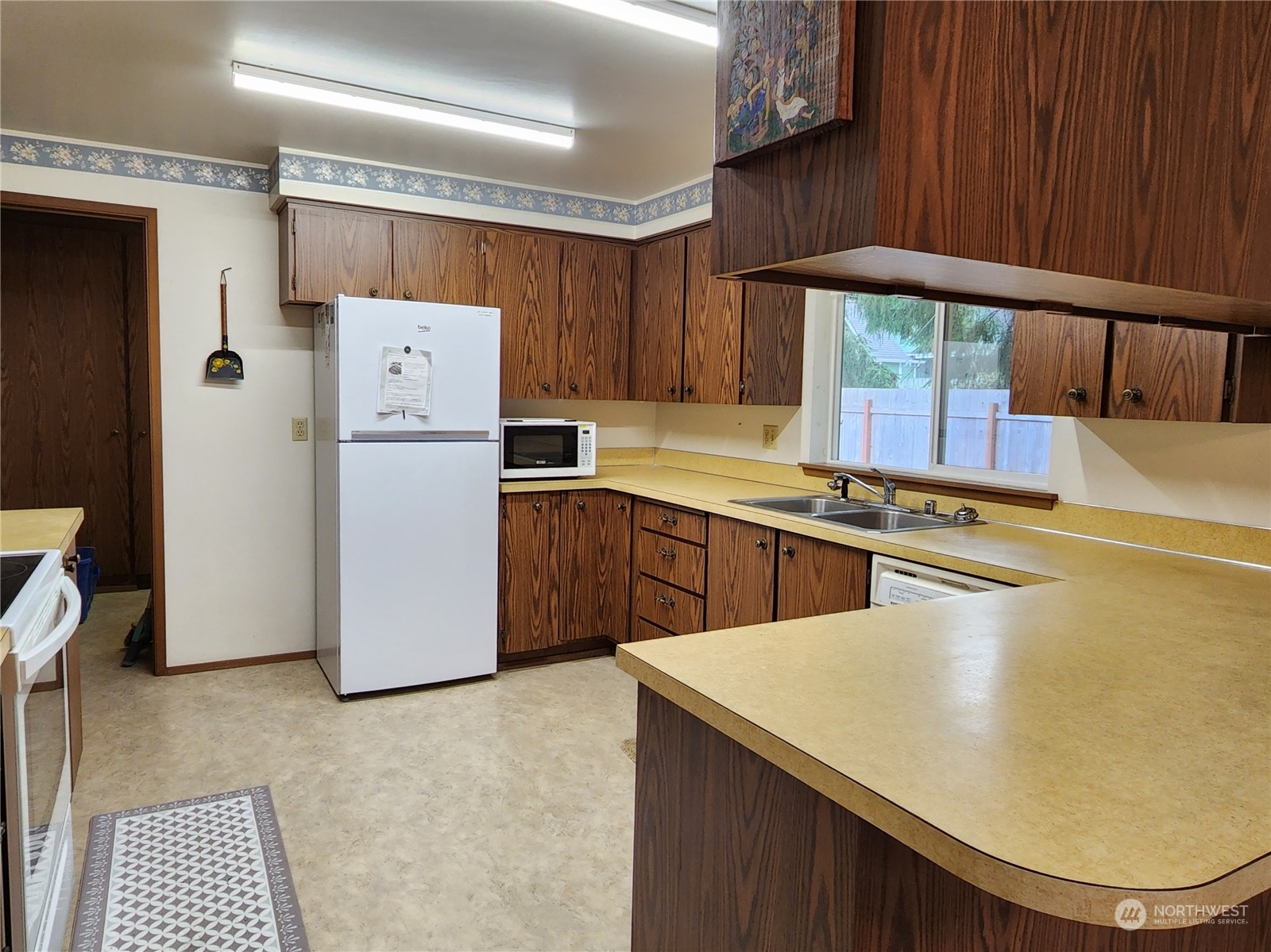 3830 Southeast Horstman Road Port Orchard, WA 98366 - Photo 9 of 17 Gallery Image 9