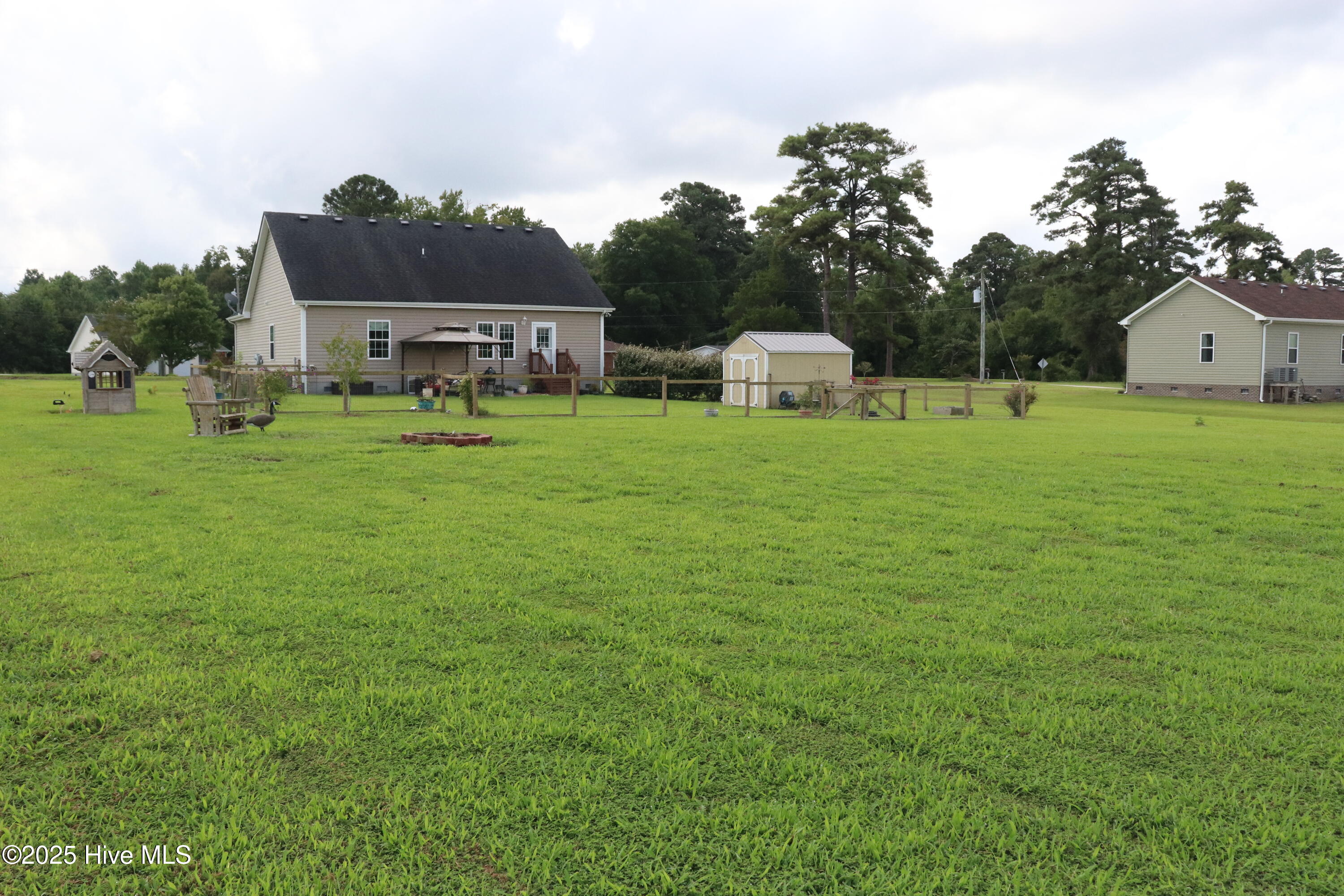 151 Bells Island Road Currituck, NC 27929 - Photo 2 of 23 IMG_2267