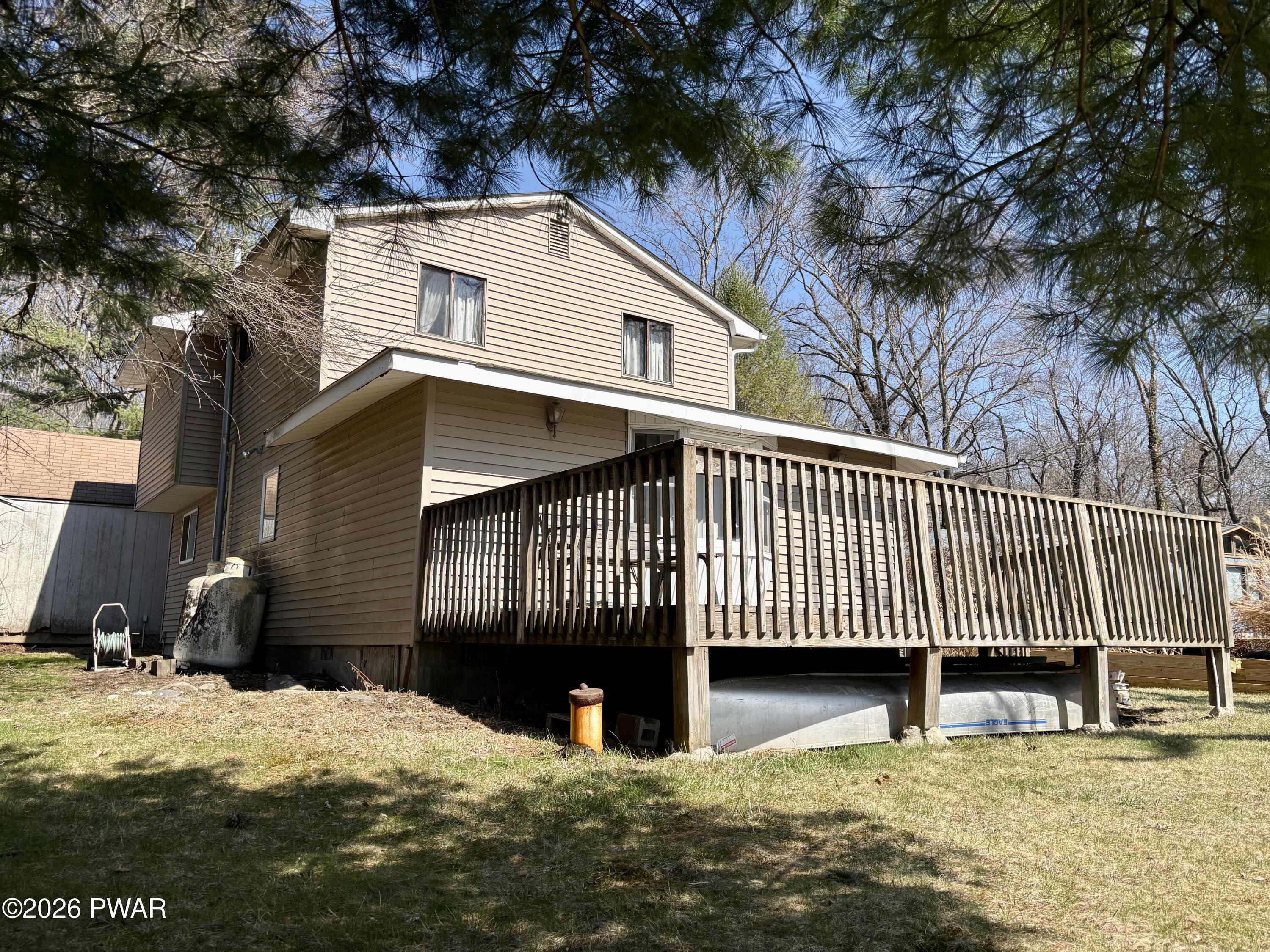 192 Aspen Road Dingmans Ferry, PA 18328 - Photo 4 of 36