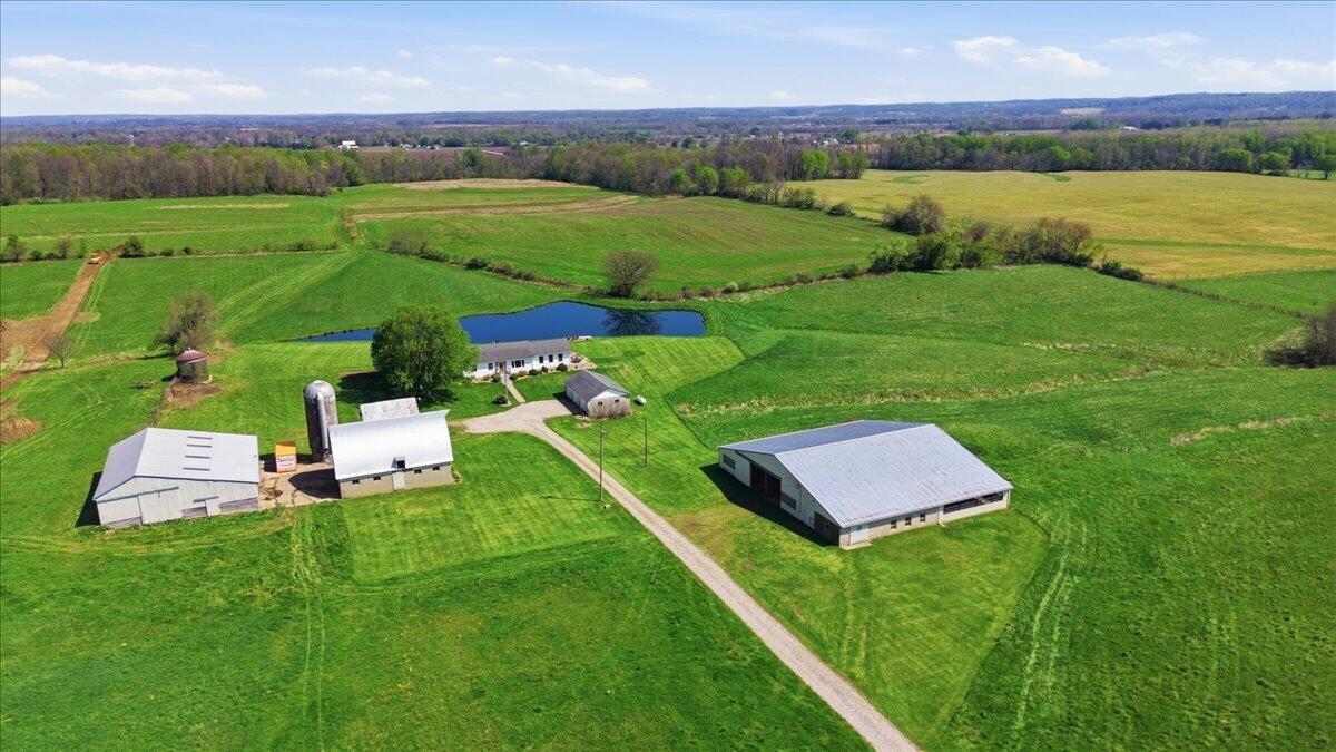 11391 Banning Road Mount Vernon, OH 43050 - Photo 2 of 56