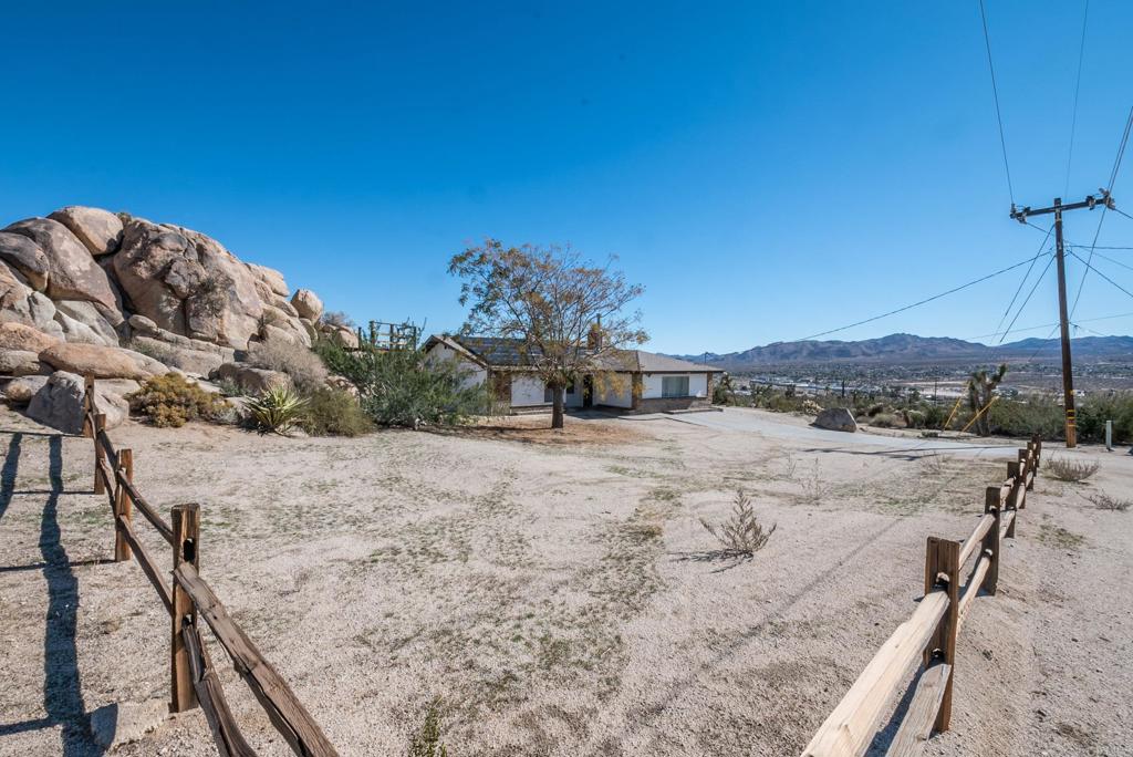 6295 Avila Road Yucca Valley, CA 92284 - Photo 19 of 75