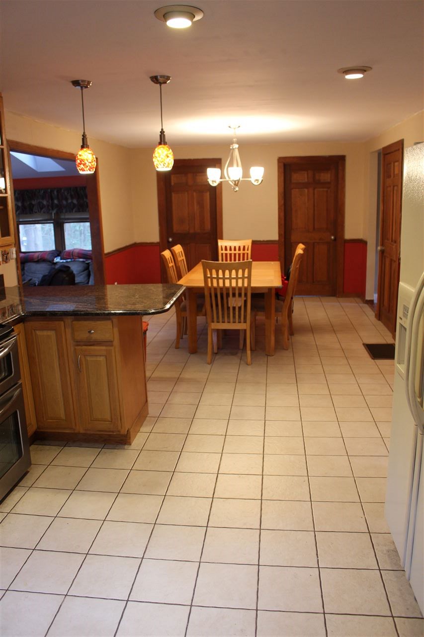 158 Bog Road Goffstown, NH 03045 - Photo 8 of 14