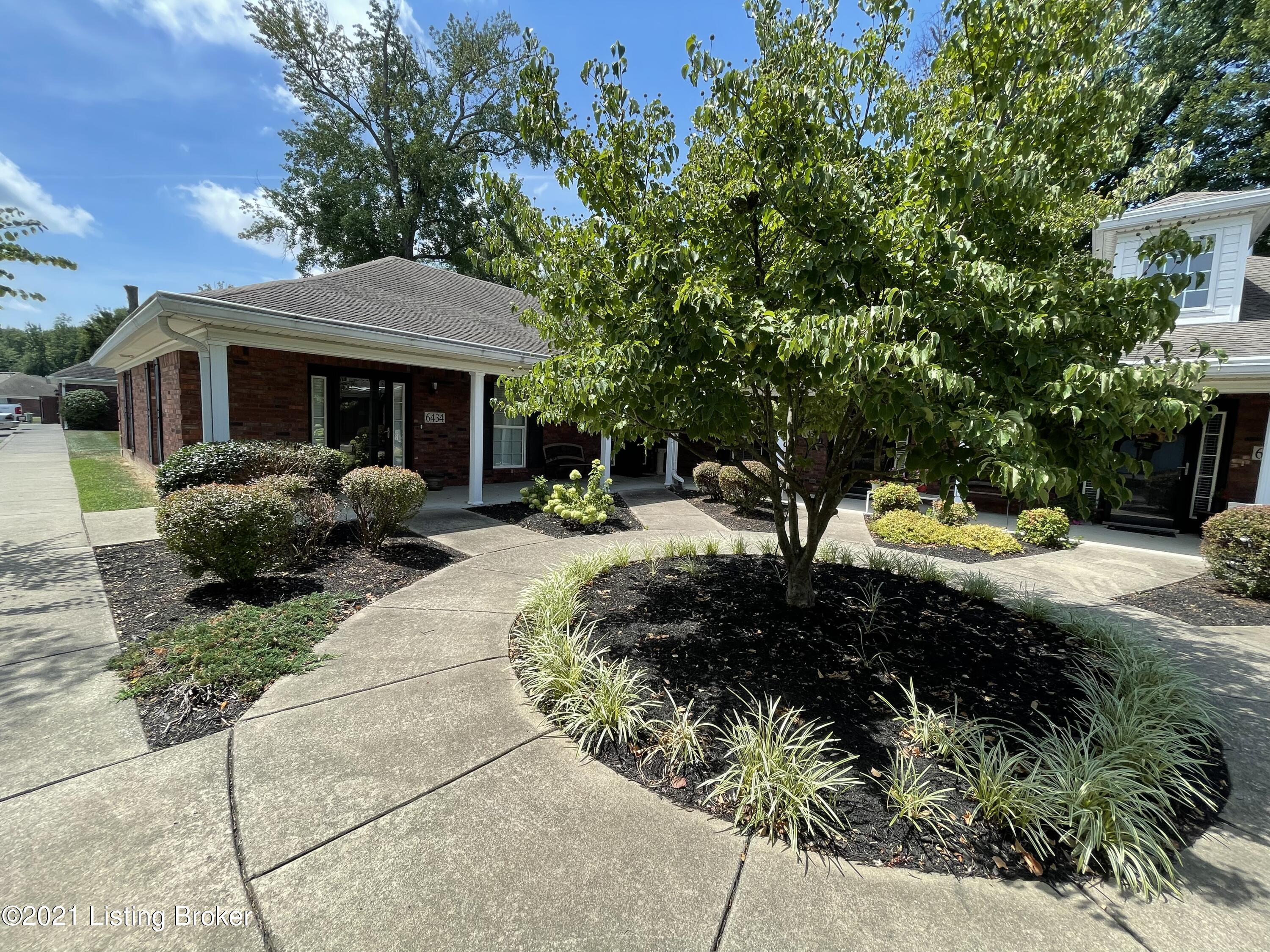 6434 Renate Road Louisville, KY 40291 - Photo 40 of 44 BAF1048D-13D8-4EC8-88FF-B3E91D4FB6E2