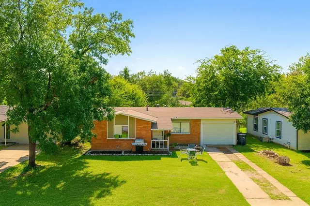 $215,000 | 1412 Randolph Street, Arlington, TX 76010