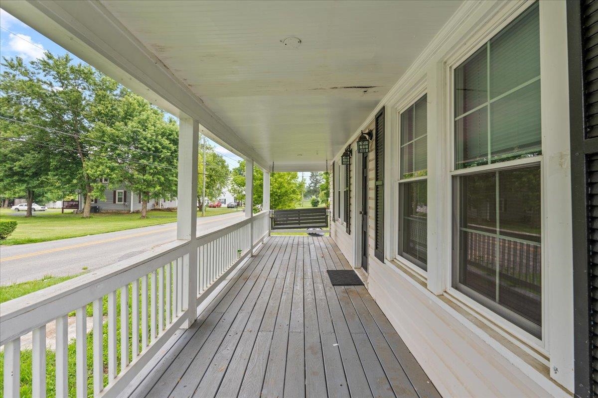 544 Battlefield Road Fort Defiance, VA 24437 - Photo 5 of 35 a view of balcony with wooden floor
