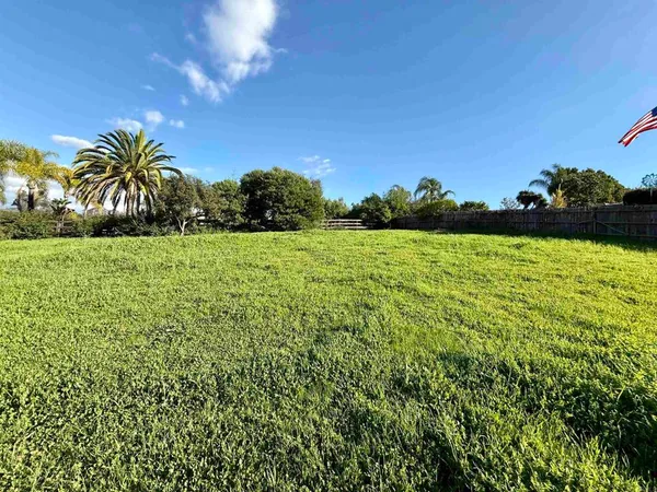 $298,500 | 1851 East Mission Road, Fallbrook, CA 92028