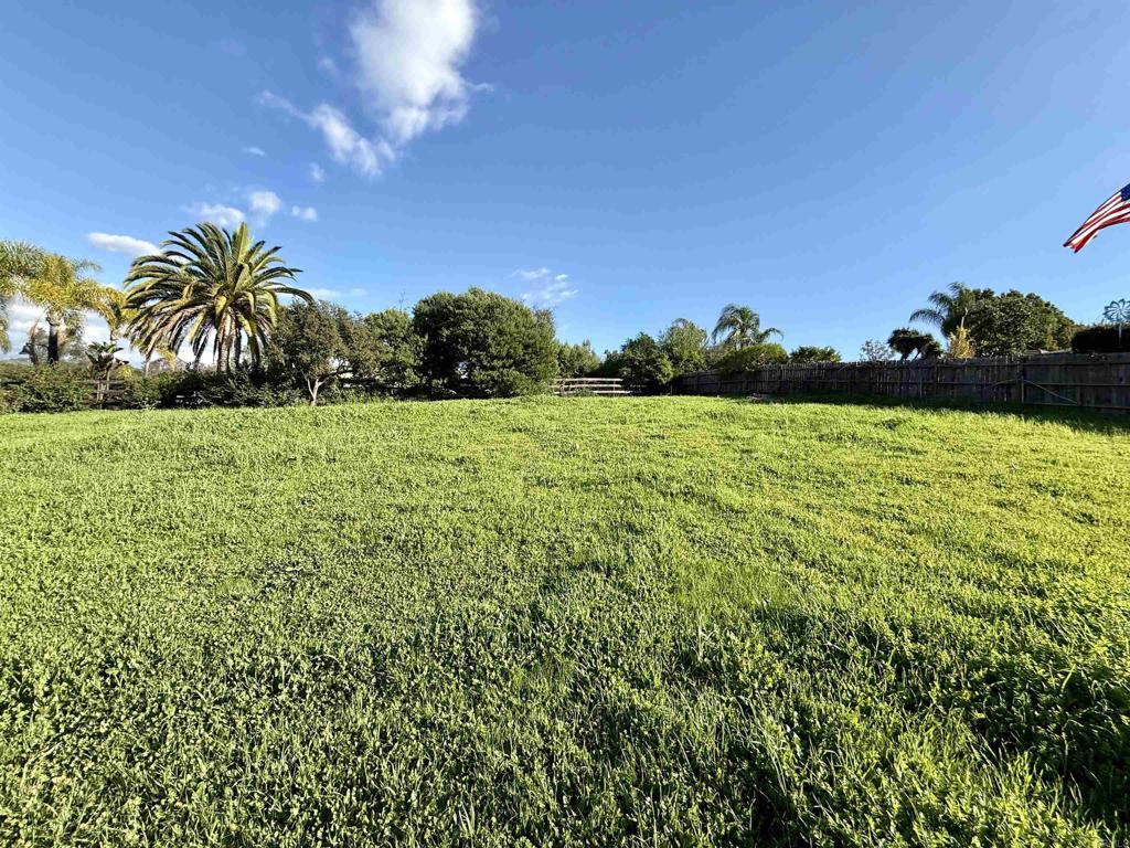 1851 East Mission Road Fallbrook, CA 92028 - Photo 12 of 29