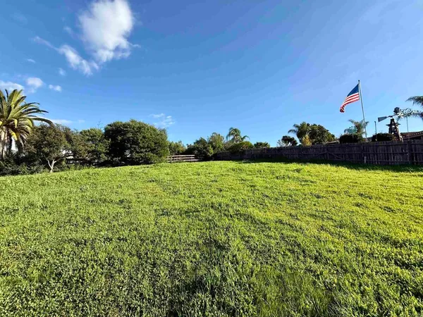 $298,500 | 1851 East Mission Road, Fallbrook, CA 92028