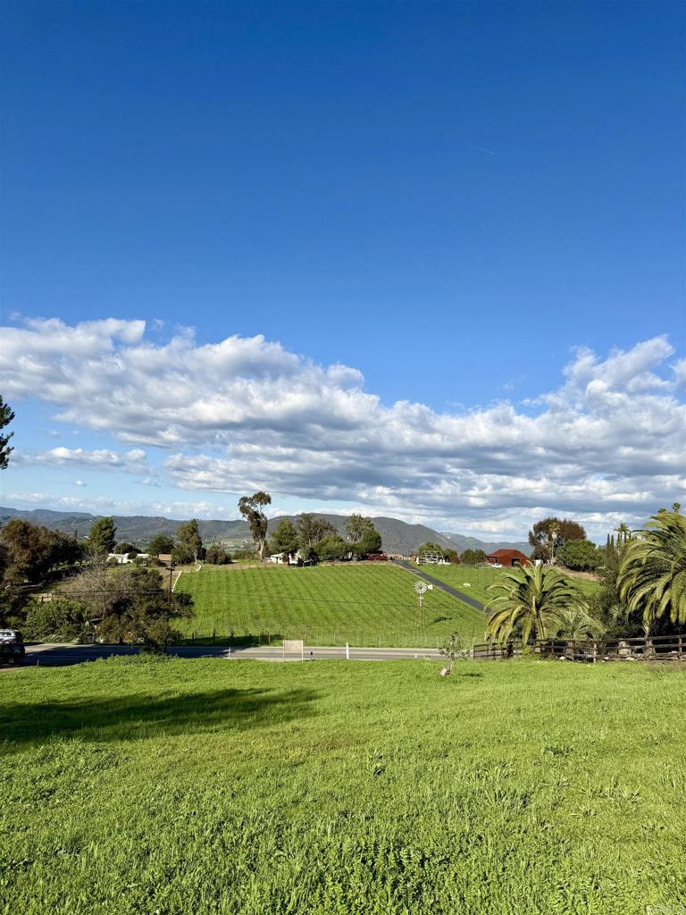 1851 East Mission Road Fallbrook, CA 92028 - Photo 17 of 29