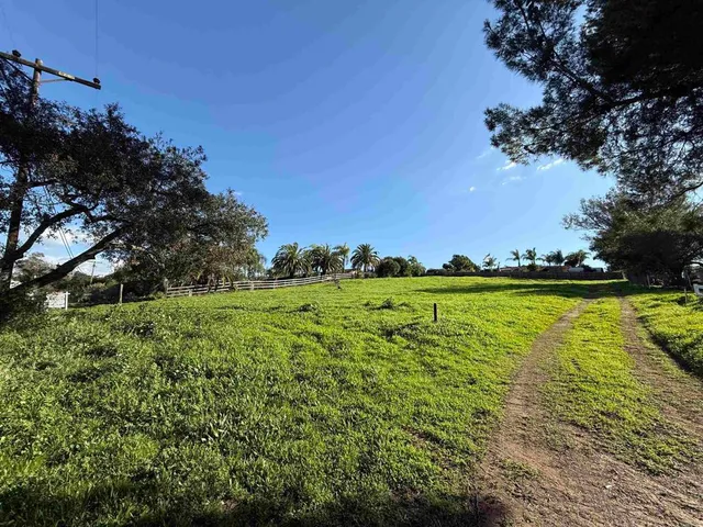 $298,500 | 1851 East Mission Road, Fallbrook, CA 92028