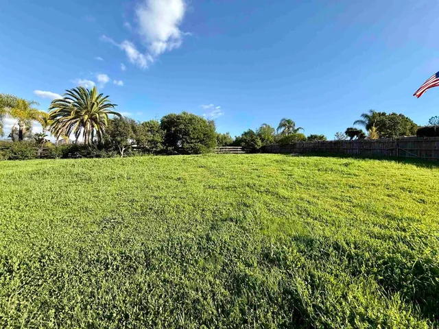 $298,500 | 1851 East Mission Road, Fallbrook, CA 92028