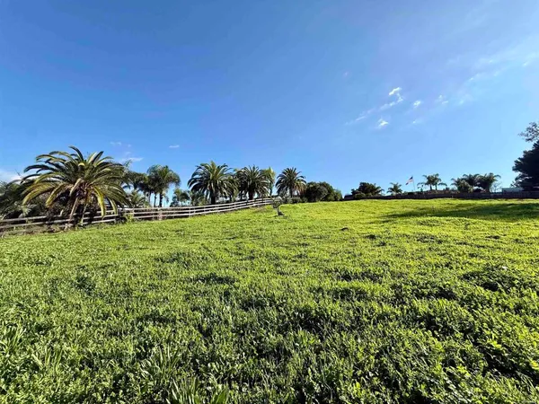 $298,500 | 1851 East Mission Road, Fallbrook, CA 92028