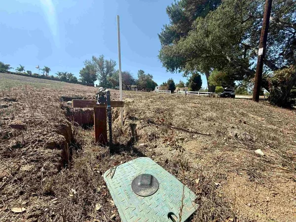 $298,500 | 1851 East Mission Road, Fallbrook, CA 92028