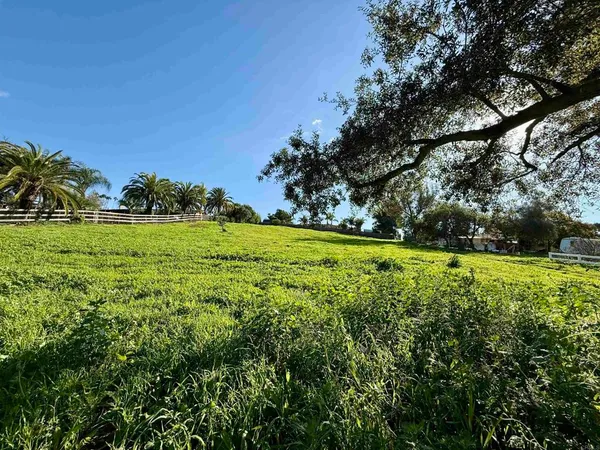 $298,500 | 1851 East Mission Road, Fallbrook, CA 92028