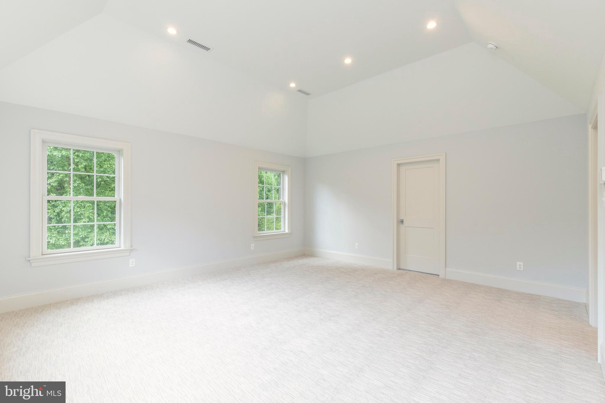 626 Broad Acres Road Narberth, PA 19072 - Photo 20 of 37 Master bedroom