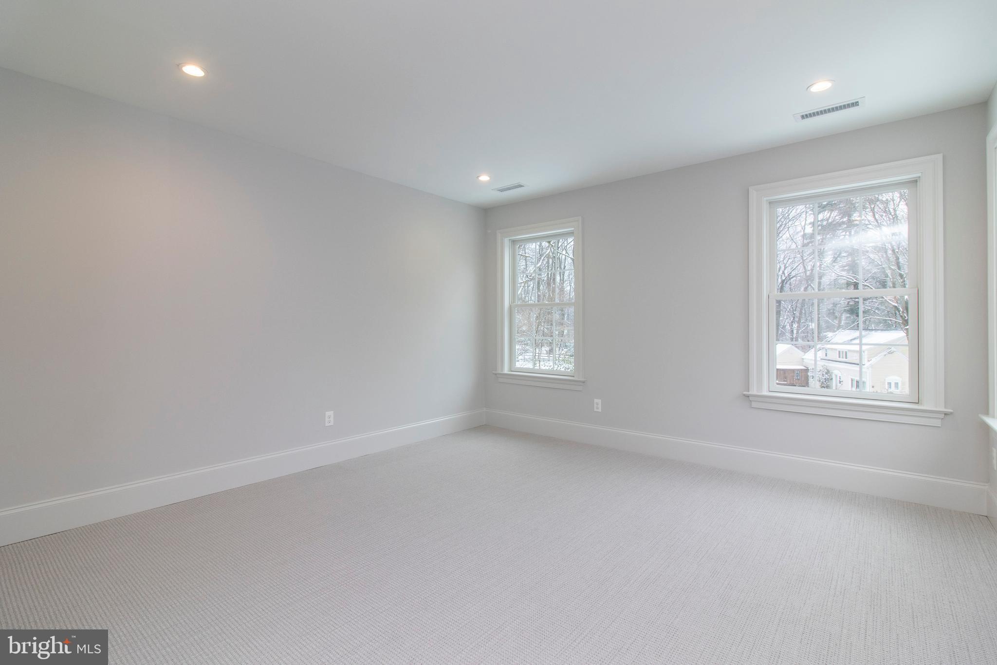 626 Broad Acres Road Narberth, PA 19072 - Photo 21 of 37 Master bedroom