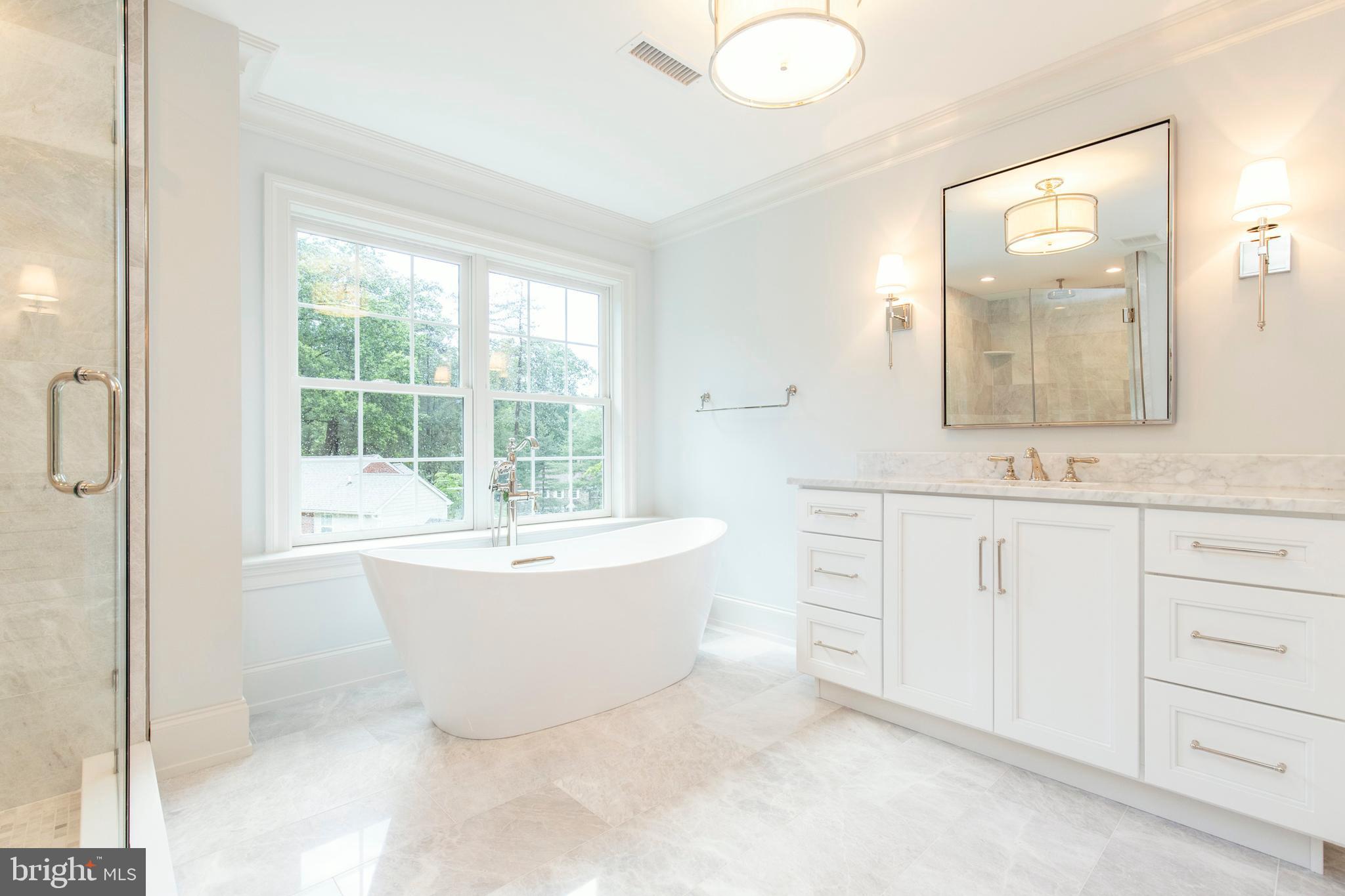 626 Broad Acres Road Narberth, PA 19072 - Photo 23 of 37 Master bathroom