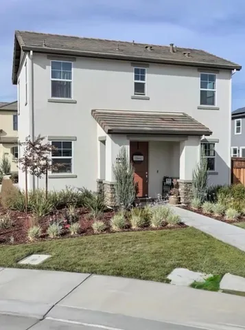 a view of a house with outdoor space