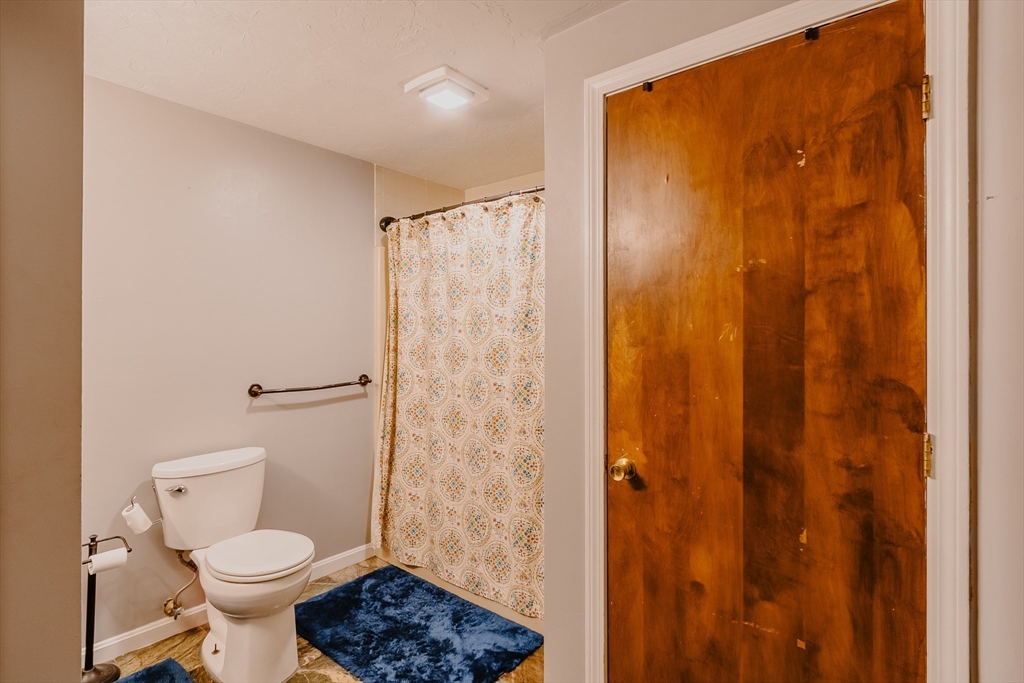 10 Hulbert Road, Unit 10 Worcester, MA 01603 - Photo 18 of 25