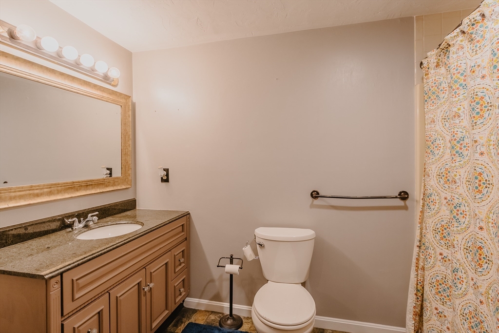 10 Hulbert Road, Unit 10 Worcester, MA 01603 - Photo 19 of 25