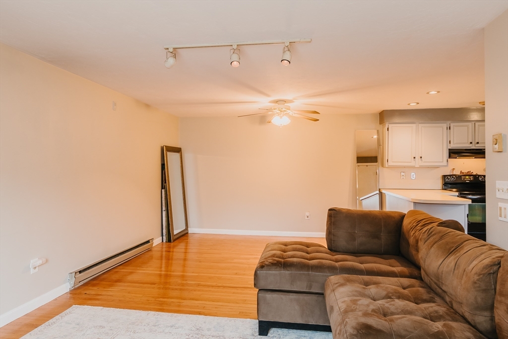 10 Hulbert Road, Unit 10 Worcester, MA 01603 - Photo 8 of 25