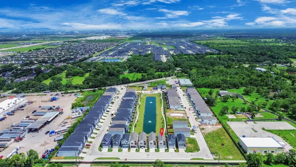 $2,600 | 3015 Pelon Cay Drive, Houston, TX 77047