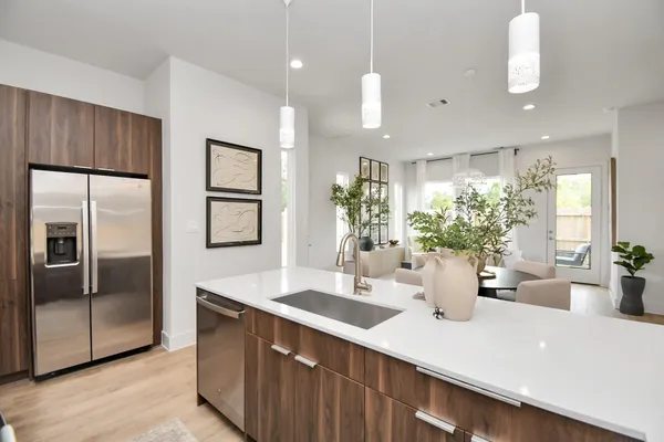 $2,600 | 3015 Pelon Cay Drive, Houston, TX 77047