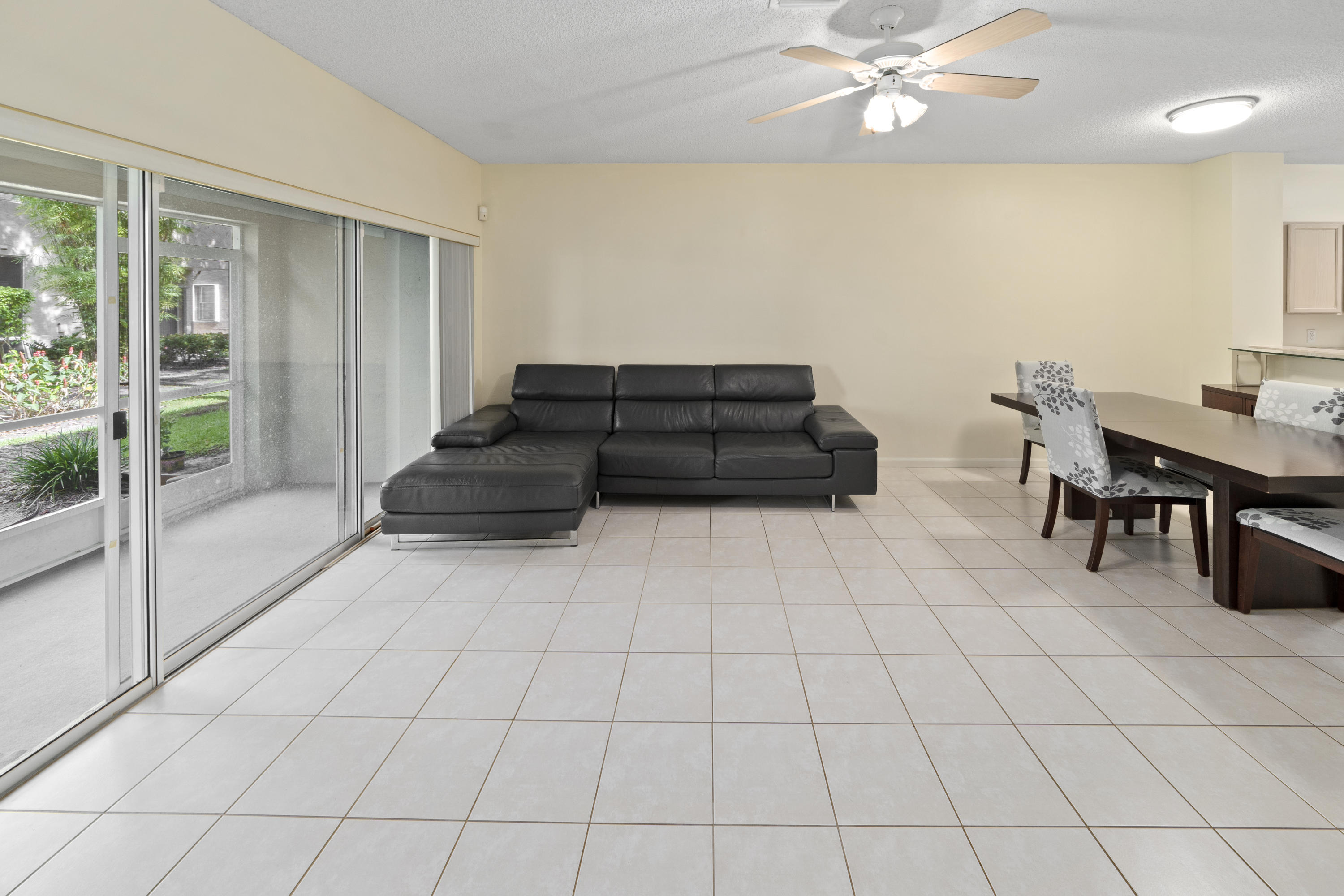 6973 Brook Hollow Road Lake Worth, FL 33467 - Photo 7 of 34 9 Living