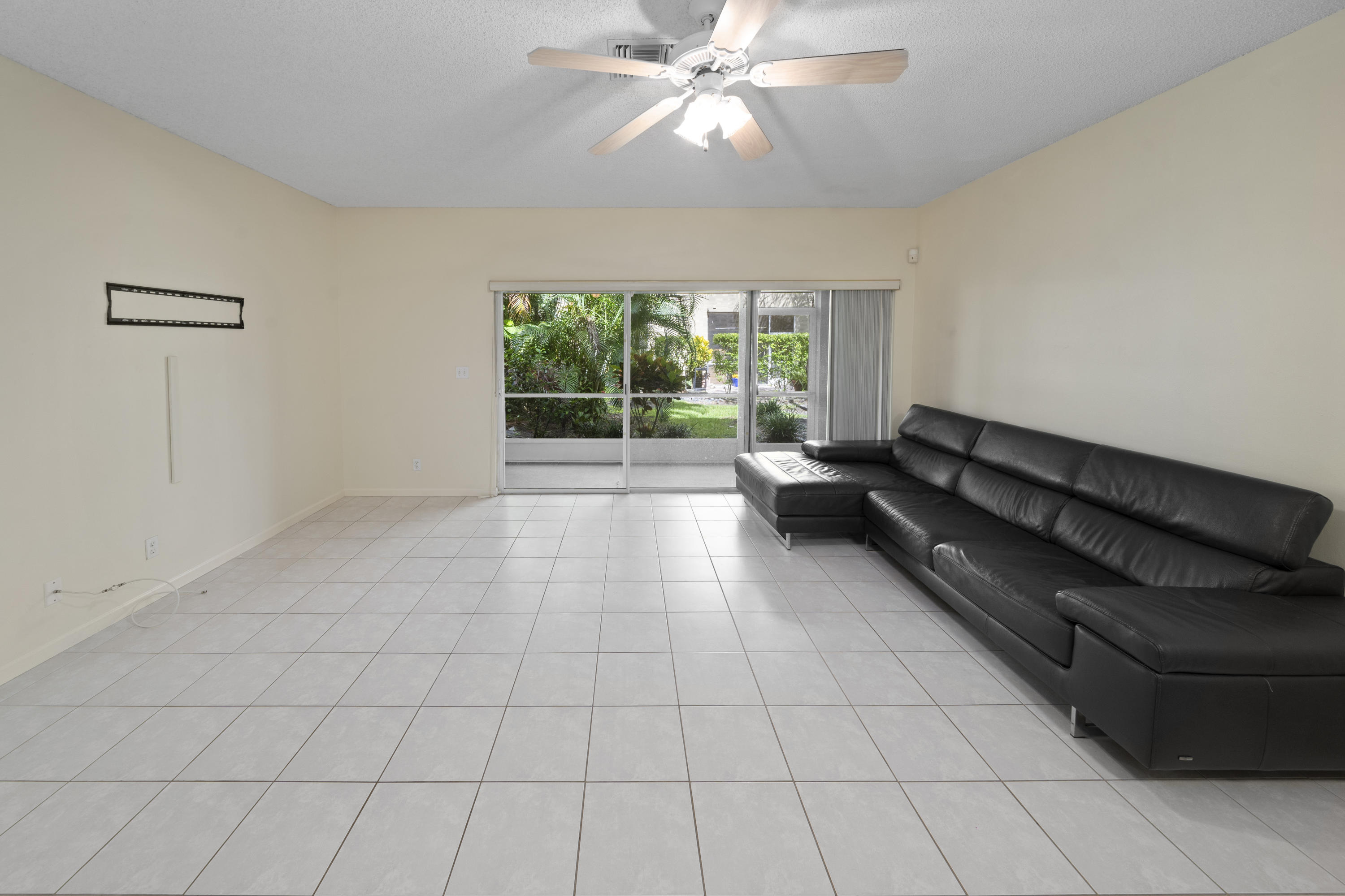6973 Brook Hollow Road Lake Worth, FL 33467 - Photo 8 of 34 9A Living