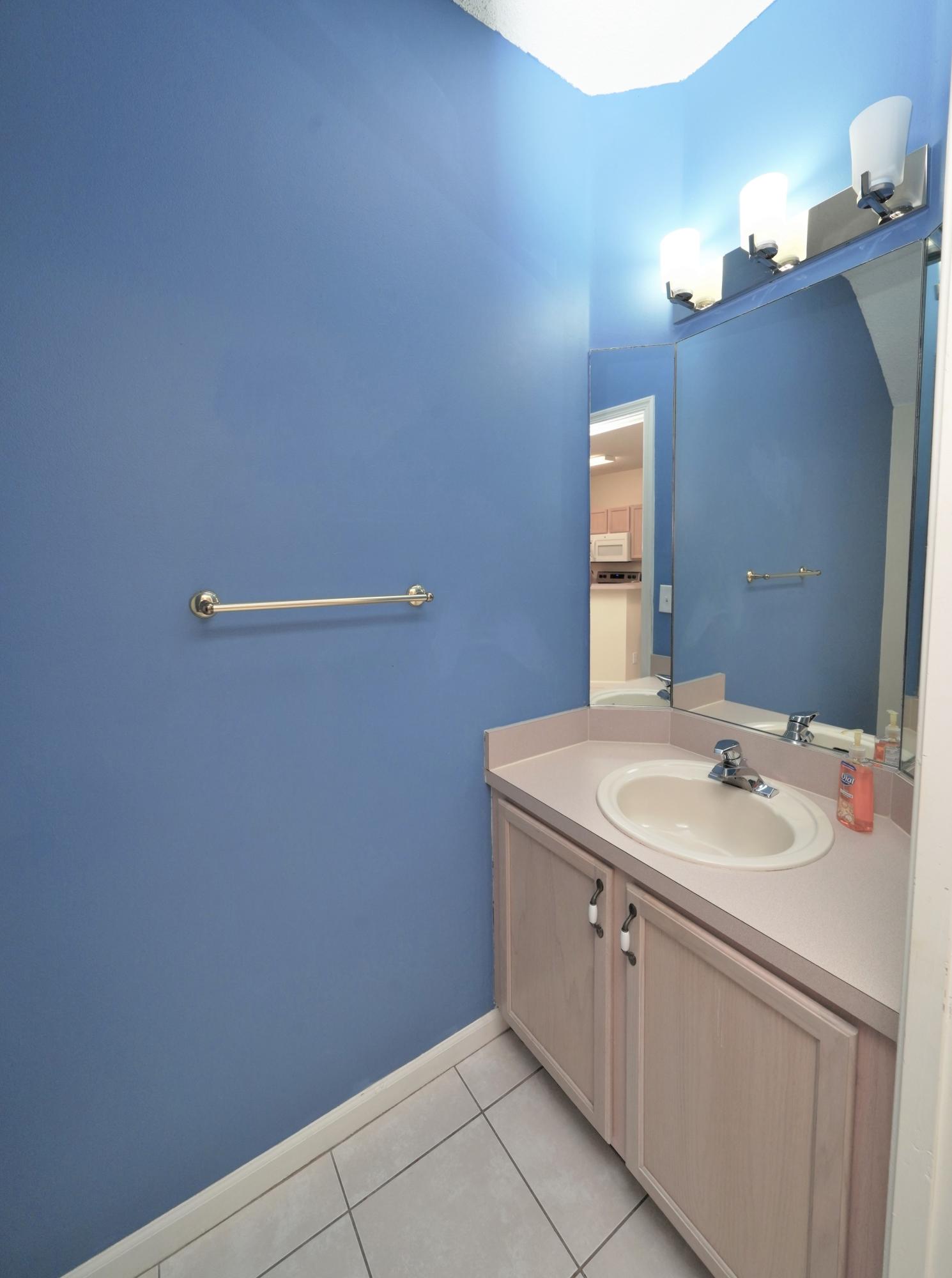 6973 Brook Hollow Road Lake Worth, FL 33467 - Photo 10 of 34 11 Half bath