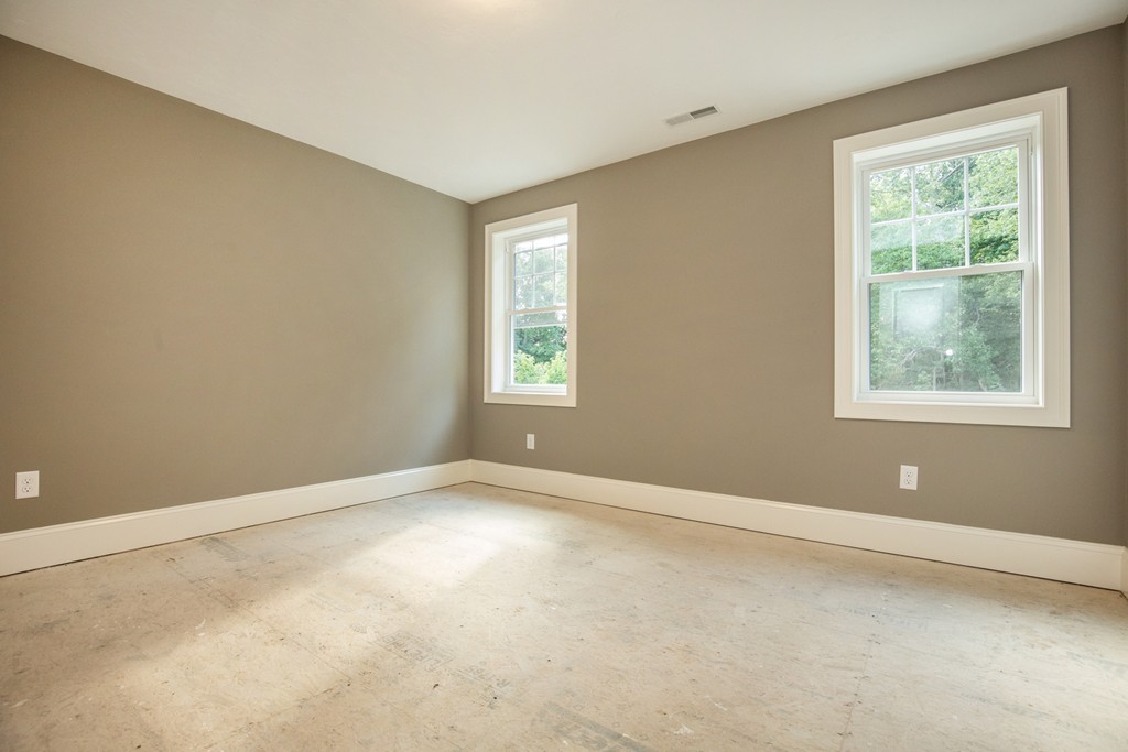31 Wilmington Road Burlington, MA 01803 - Photo 24 of 29 Gallery Image 24