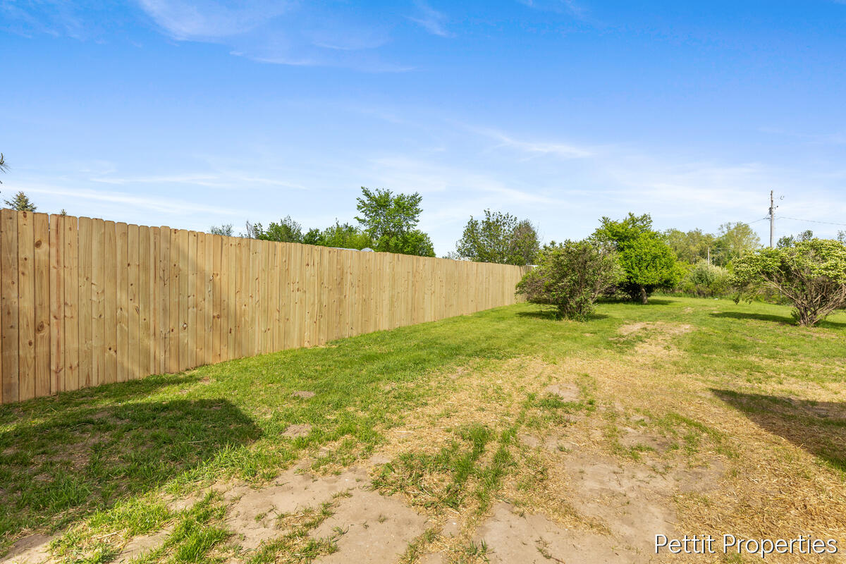6937 Townhall Road Sheridan, MI 48884 - Photo 36 of 40 6937-Townhall_018