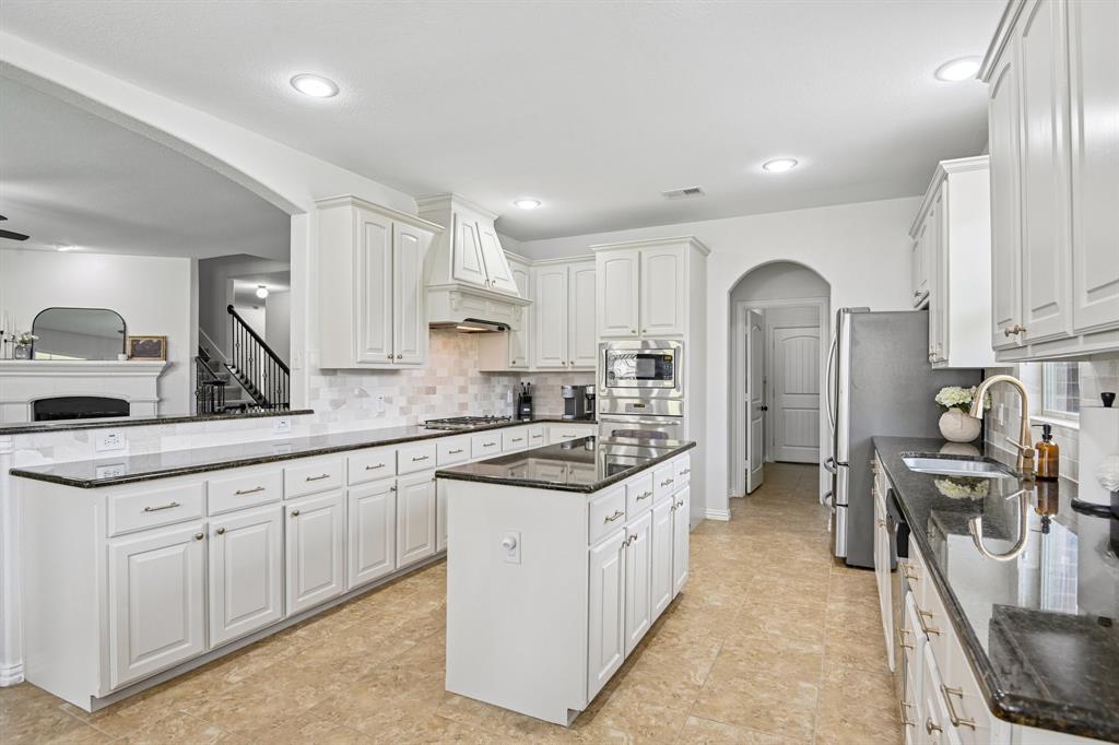 4018 Enclave Lane Rowlett, TX 75089 - Photo 11 of 39