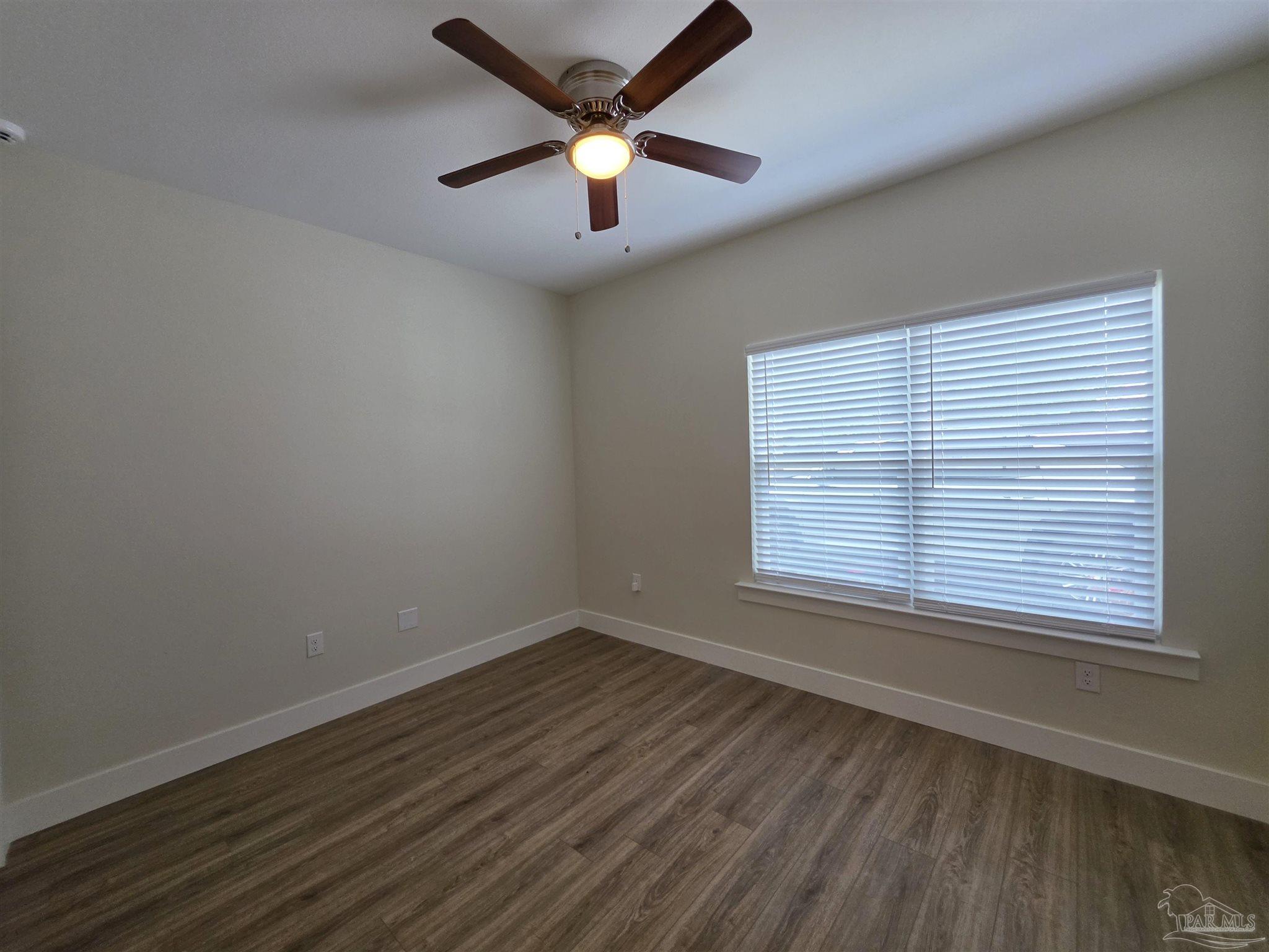 2289 Dog Track Road, Unit B Pensacola, FL 32506 - Photo 13 of 18