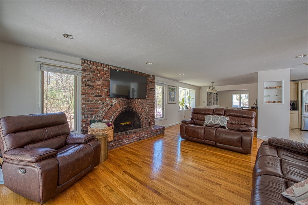 30 Ashcroft Road Sharon, MA 02067 - Photo 10 of 31