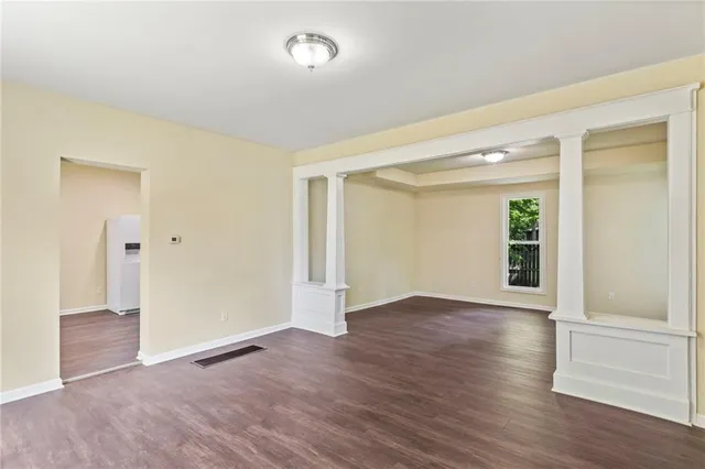 $299,950 | 526 South Maple Street, Ottawa, KS 66067