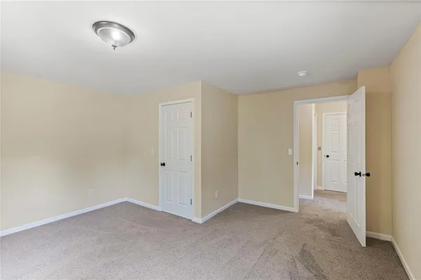 $299,950 | 526 South Maple Street, Ottawa, KS 66067