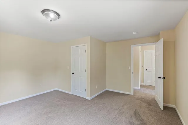 $299,950 | 526 South Maple Street, Ottawa, KS 66067