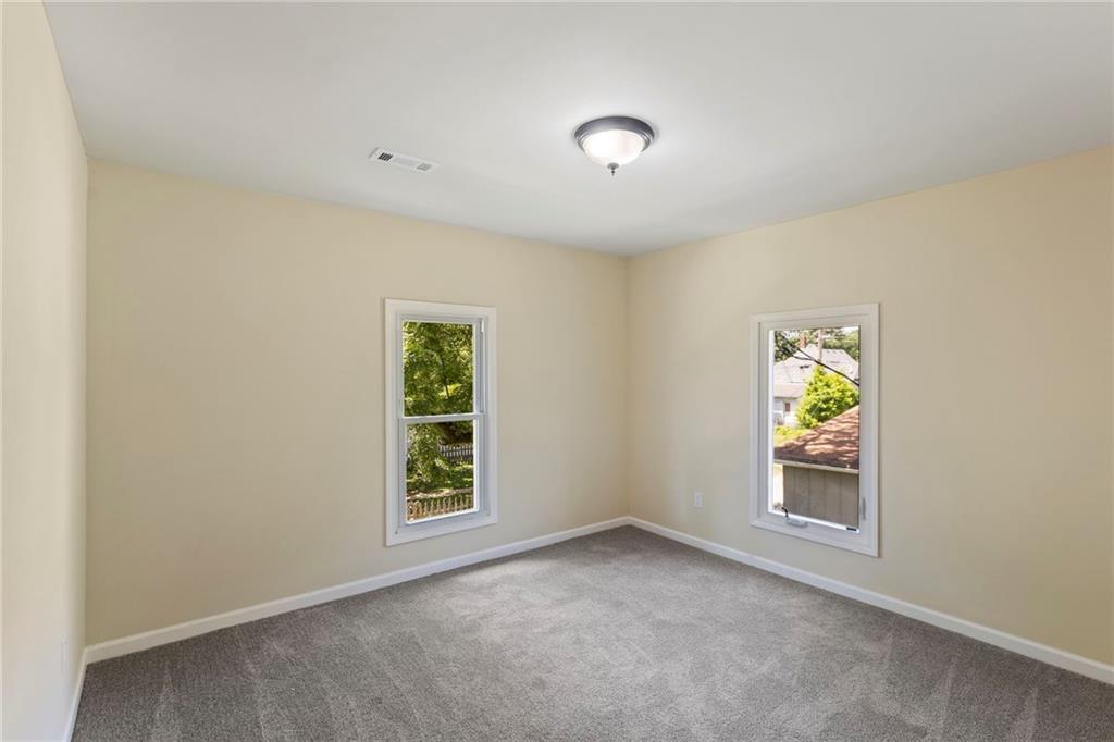 526 South Maple Street Ottawa, KS 66067 - Photo 36 of 52