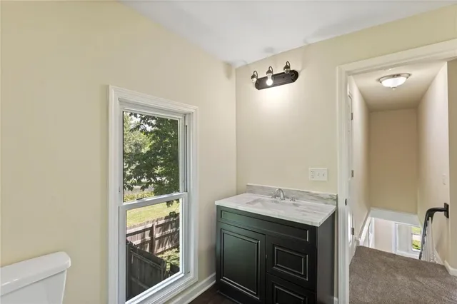 $299,950 | 526 South Maple Street, Ottawa, KS 66067