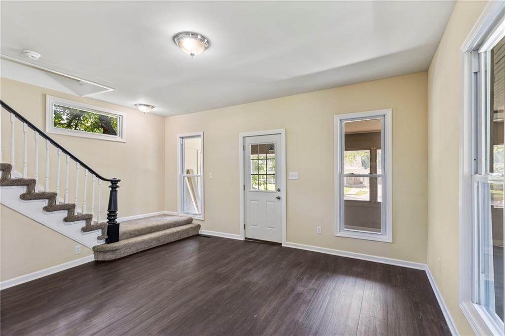 526 South Maple Street Ottawa, KS 66067 - Photo 9 of 51