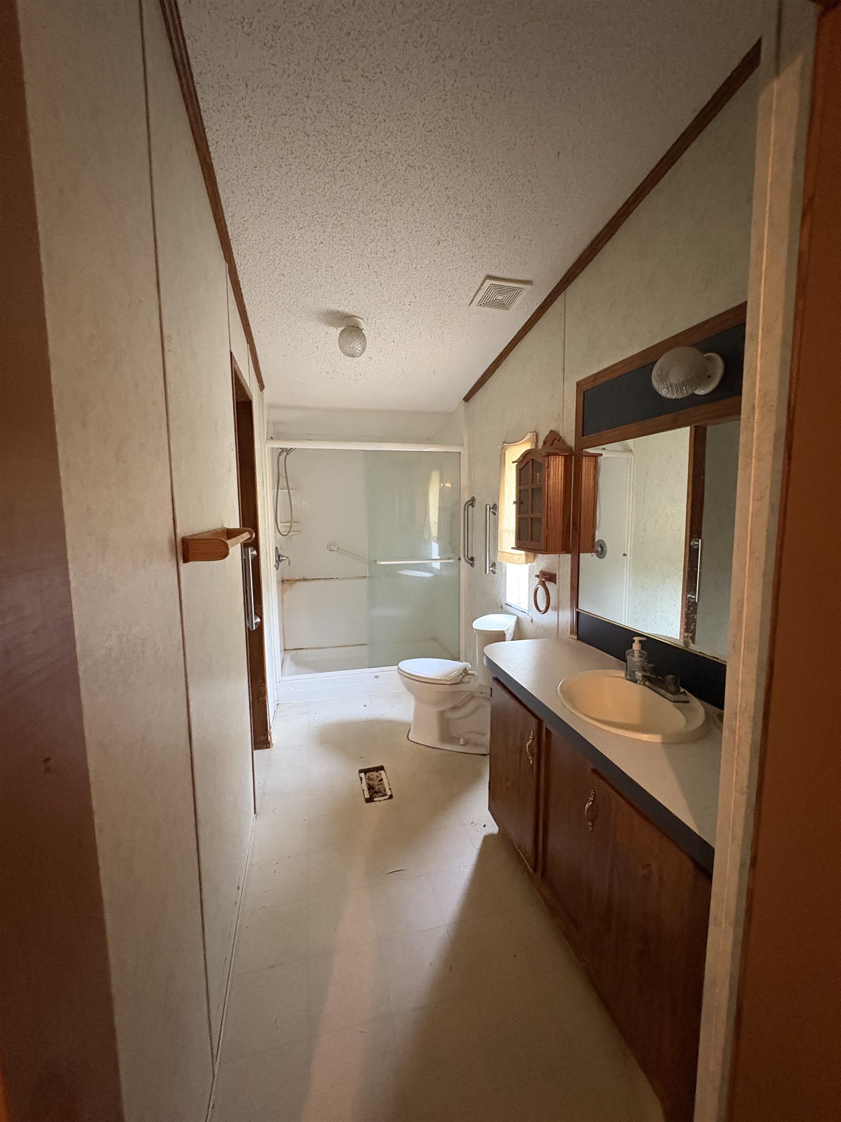 2070 Martin Street Loris, SC 29569 - Photo 11 of 24