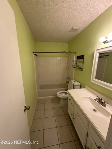 $1,800 | 1855 Alberta Court North, Middleburg, FL 32068